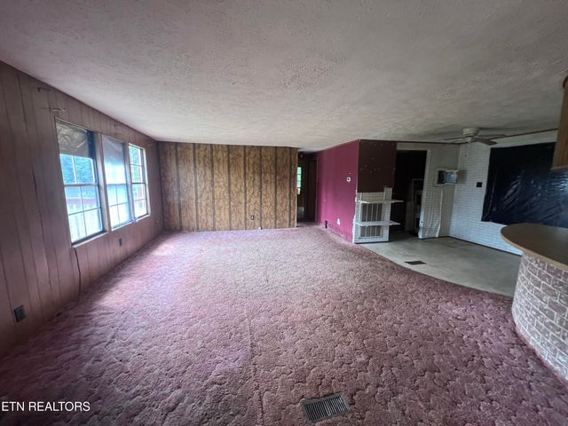 1311 Old Union Rd, Hilham, TN 38568