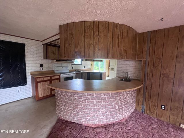 1311 Old Union Rd, Hilham, TN 38568