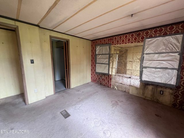 1311 Old Union Rd, Hilham, TN 38568