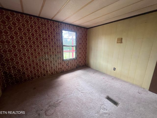 1311 Old Union Rd, Hilham, TN 38568