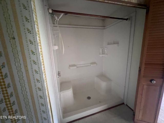 1311 Old Union Rd, Hilham, TN 38568