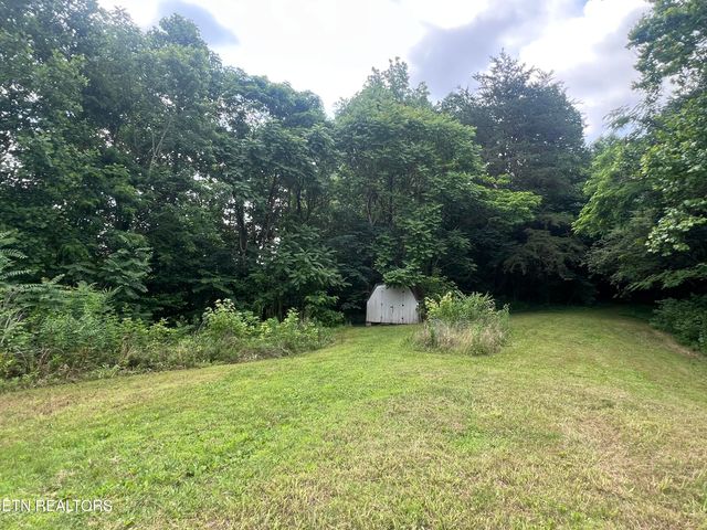 1311 Old Union Rd, Hilham, TN 38568