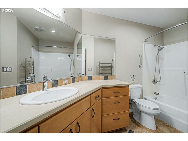 22345 Sw 111TH Ave, Tualatin, OR 97062