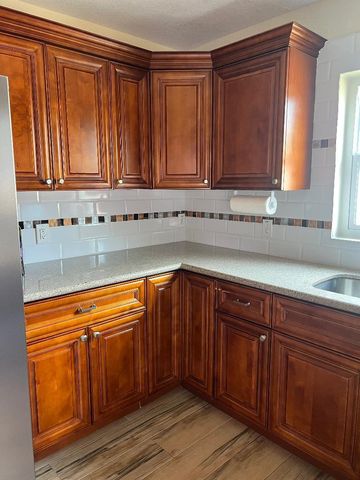 7819 NW 40th Street, Coral Springs, FL 33065