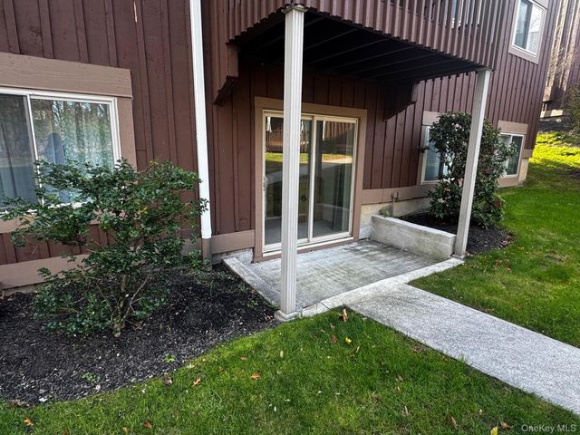 129 Sterling Street 129, Beacon, NY 12508