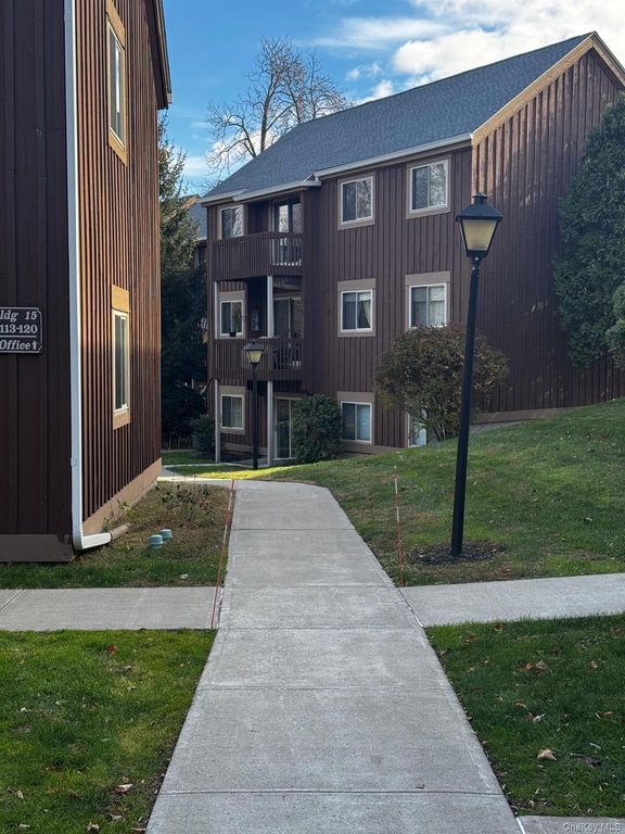 129 Sterling Street 129, Beacon, NY 12508