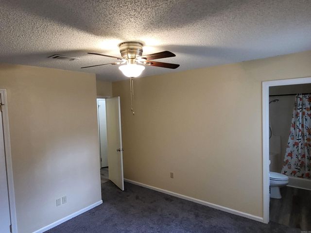 28 John Hancock Drive, Jacksonville, AR 72076