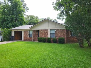 28 John Hancock Drive, Jacksonville, AR 72076