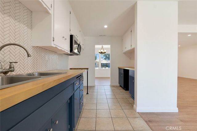 9943 Fullbright Avenue, Chatsworth, CA 91311