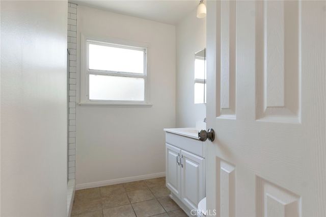 9943 Fullbright Avenue, Chatsworth, CA 91311