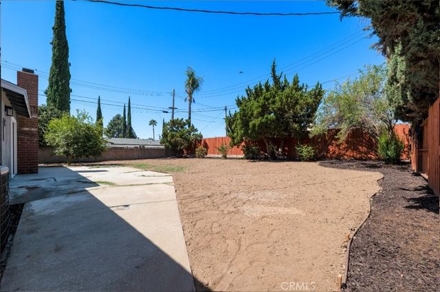 9943 Fullbright Avenue, Chatsworth, CA 91311