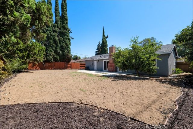 9943 Fullbright Avenue, Chatsworth, CA 91311