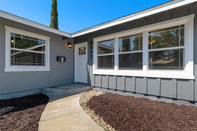 9943 Fullbright Avenue, Chatsworth, CA 91311