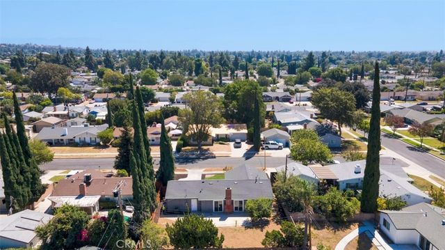 9943 Fullbright Avenue, Chatsworth, CA 91311