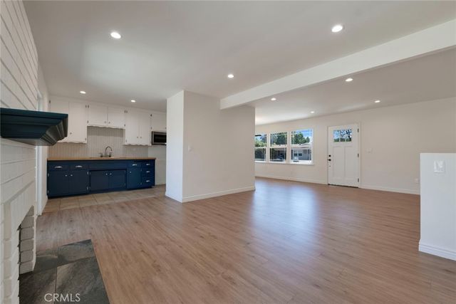 9943 Fullbright Avenue, Chatsworth, CA 91311