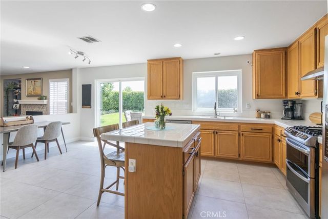 27972 Bridlewood, Castaic, CA 91384