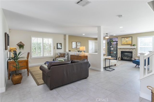 27972 Bridlewood, Castaic, CA 91384