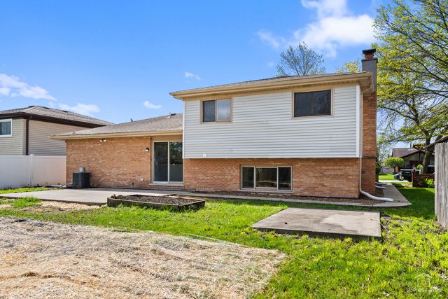 3312 192nd Place, Lansing, IL 60438