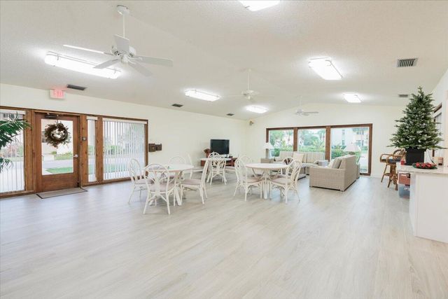 3021 SE Aster Lane 705, Stuart, FL 34994