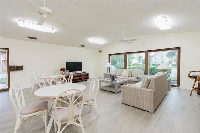 3021 SE Aster Lane 705, Stuart, FL 34994