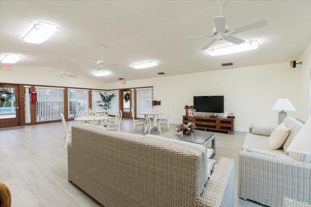 3021 SE Aster Lane 705, Stuart, FL 34994