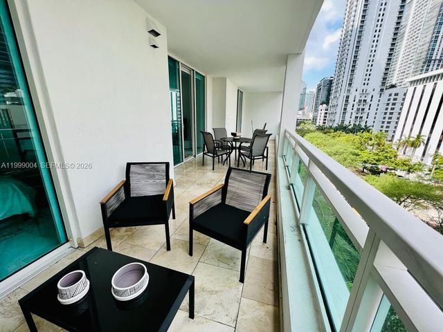 951 W Brickell Ave 607, Miami, FL 33131