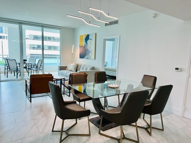 951 W Brickell Ave 607, Miami, FL 33131