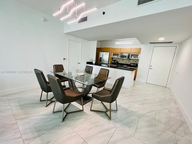 951 W Brickell Ave 607, Miami, FL 33131