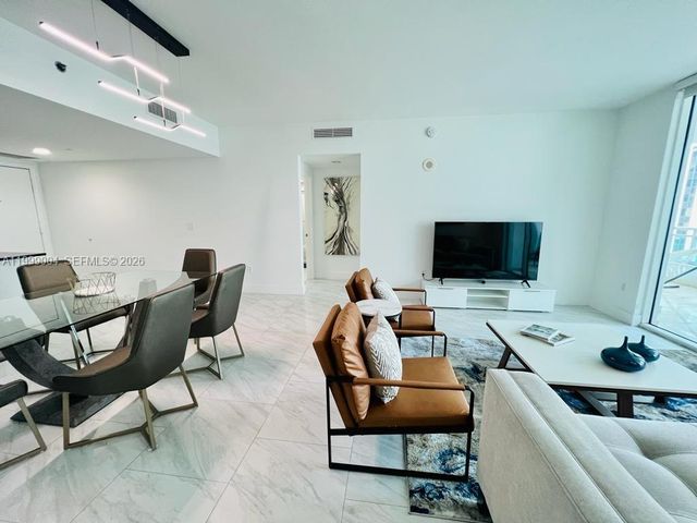 951 W Brickell Ave 607, Miami, FL 33131