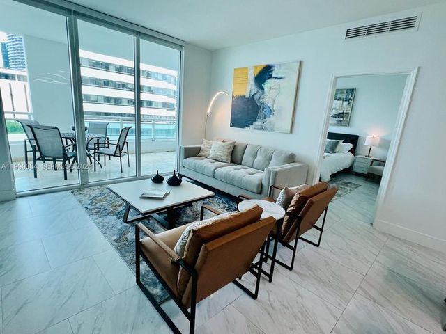 951 W Brickell Ave 607, Miami, FL 33131