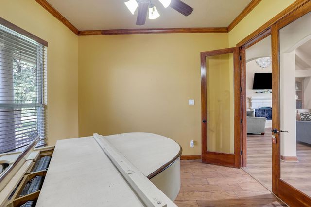 3145 Rolling Ridge Lane, Brenham, TX 77833