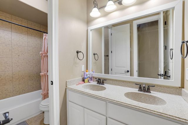 3145 Rolling Ridge Lane, Brenham, TX 77833