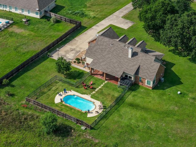 3145 Rolling Ridge Lane, Brenham, TX 77833