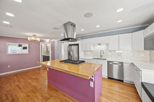 2115 Clays Mill Road, Lexington, KY 40503