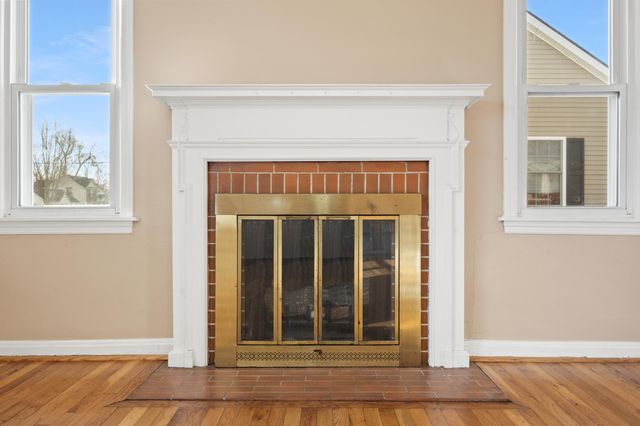 2115 Clays Mill Road, Lexington, KY 40503