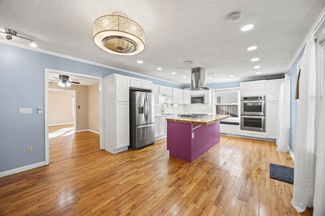 2115 Clays Mill Road, Lexington, KY 40503