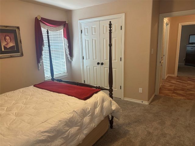 11824 Bellhurst Avenue, Oklahoma City, OK 73162