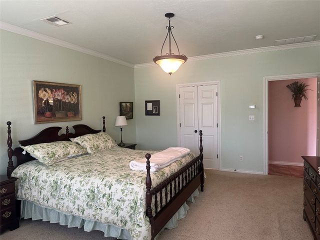 11824 Bellhurst Avenue, Oklahoma City, OK 73162
