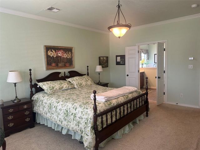 11824 Bellhurst Avenue, Oklahoma City, OK 73162
