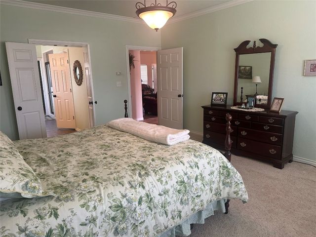 11824 Bellhurst Avenue, Oklahoma City, OK 73162