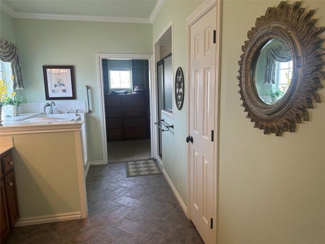 11824 Bellhurst Avenue, Oklahoma City, OK 73162