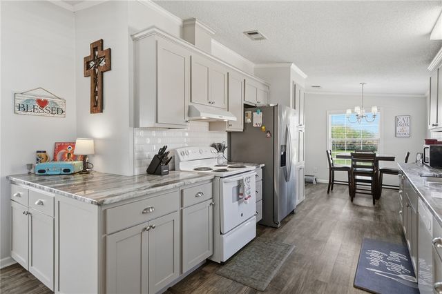 2222 Demory Lane, Aransas Pass, TX 78336