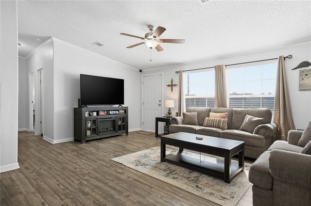 2222 Demory Lane, Aransas Pass, TX 78336