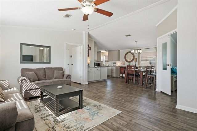 2222 Demory Lane, Aransas Pass, TX 78336