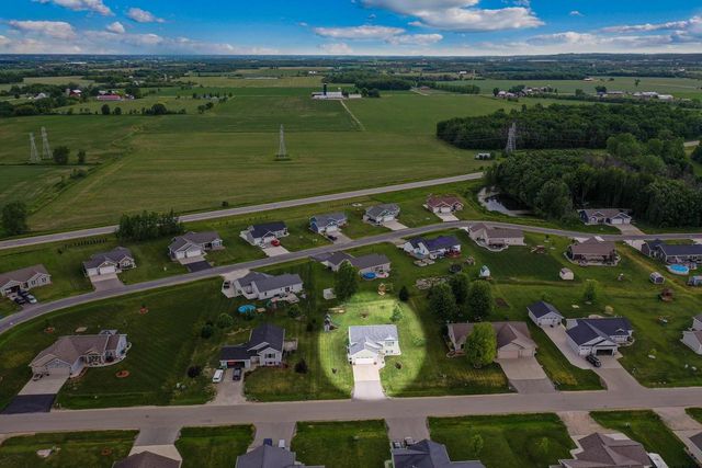 W2154 TIM DRIVE, Brillion, WI 54110