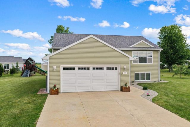 W2154 TIM DRIVE, Brillion, WI 54110