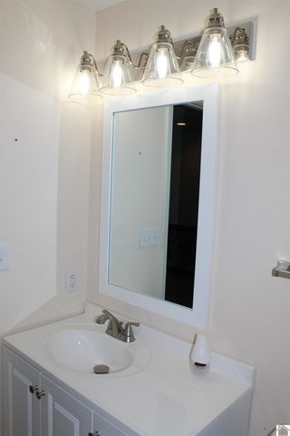 265 Green Oaks lane, Benton, KY 45025