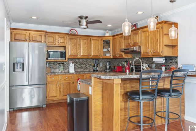 216 Sayre Dr, Mayfield, KY 42066