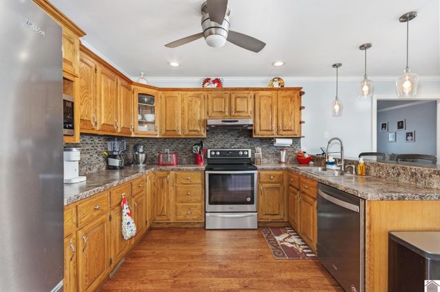 216 Sayre Dr, Mayfield, KY 42066