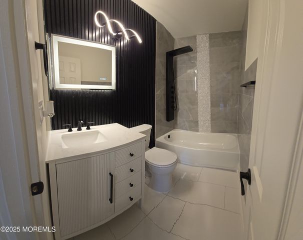 89 Greenwood Drive, Freehold, NJ 07728